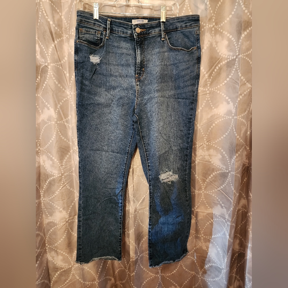 Women's Levi jeans, hi-rise, ankle straight, size 14